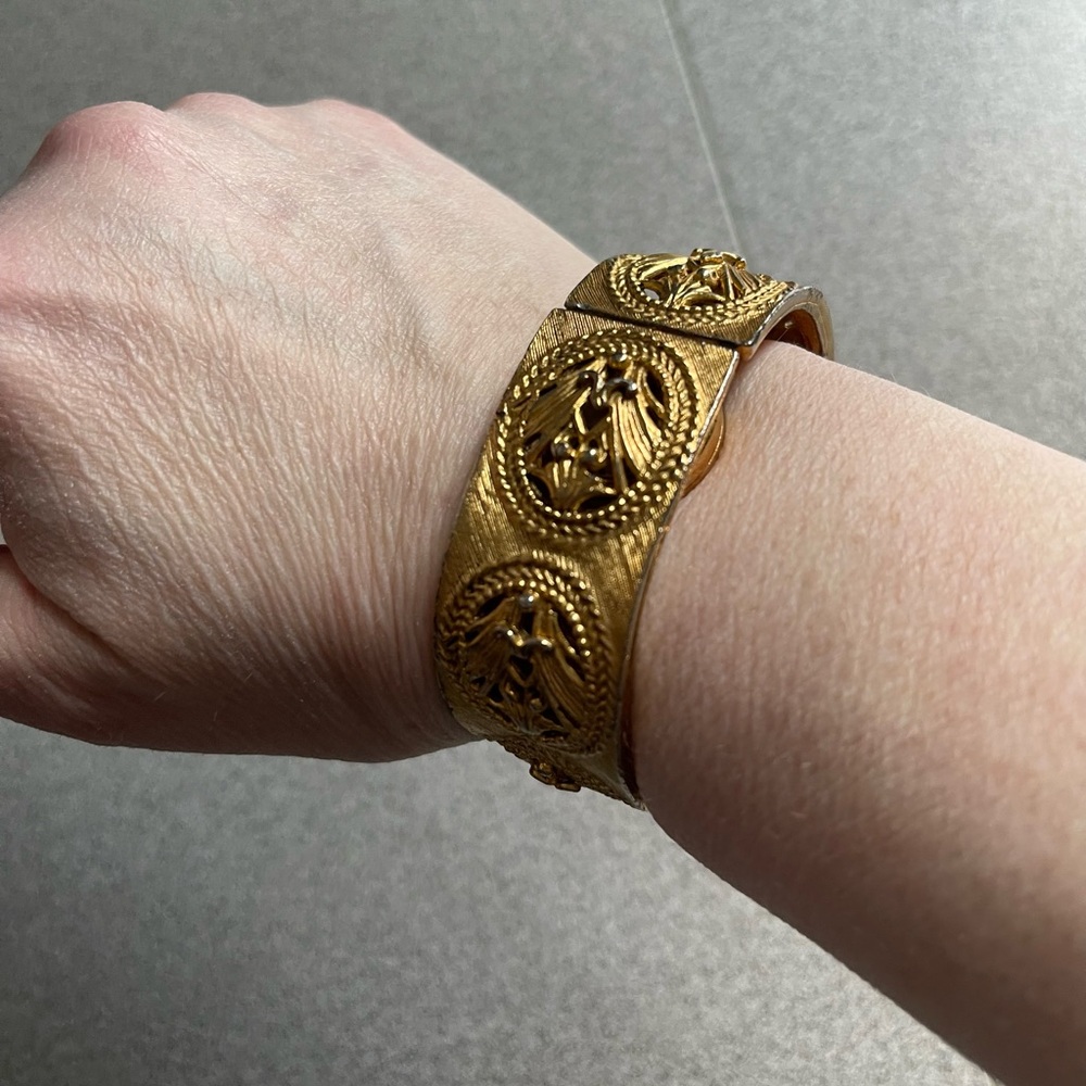 Vintage Vendome Gold Toned Clamp Cuff Watch